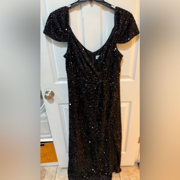 FAERIESTY Elegant Black Sequin Off Shoulder Dress MOM OR GRAN OF BRIDE OR GROOM - Picture 2 of 10